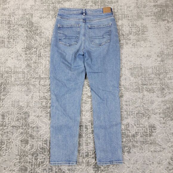 American Eagle Jeans Womens 4 Blue Mom Jean Denim Distressed Light Wash - Picture 4 of 16